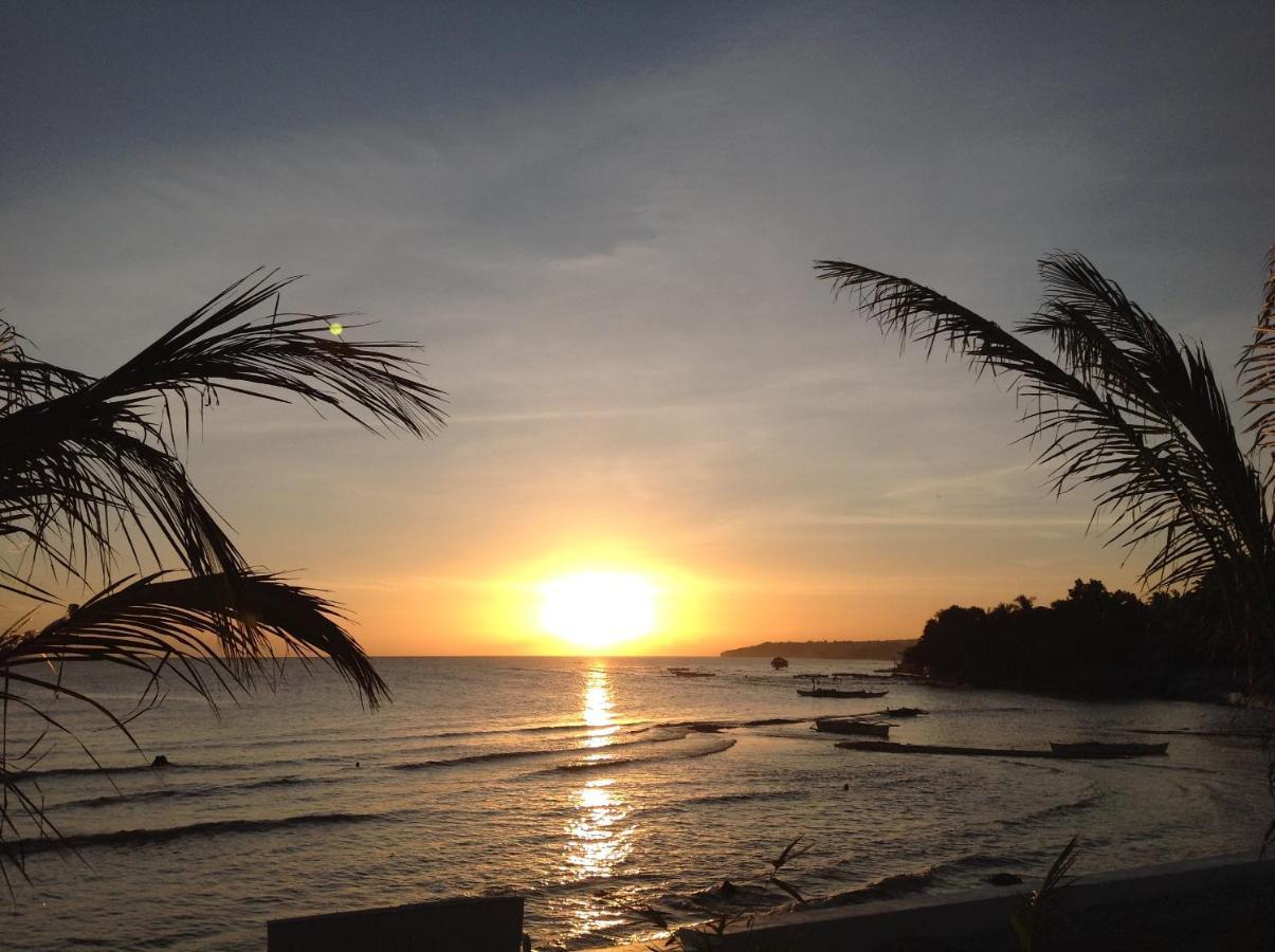 Bamboobeachvilla1 Ac New Oceanfront Pool Sunsetview Garden Kitchen Satellite Starlink Wi-Fi Dimiao Exteriér fotografie